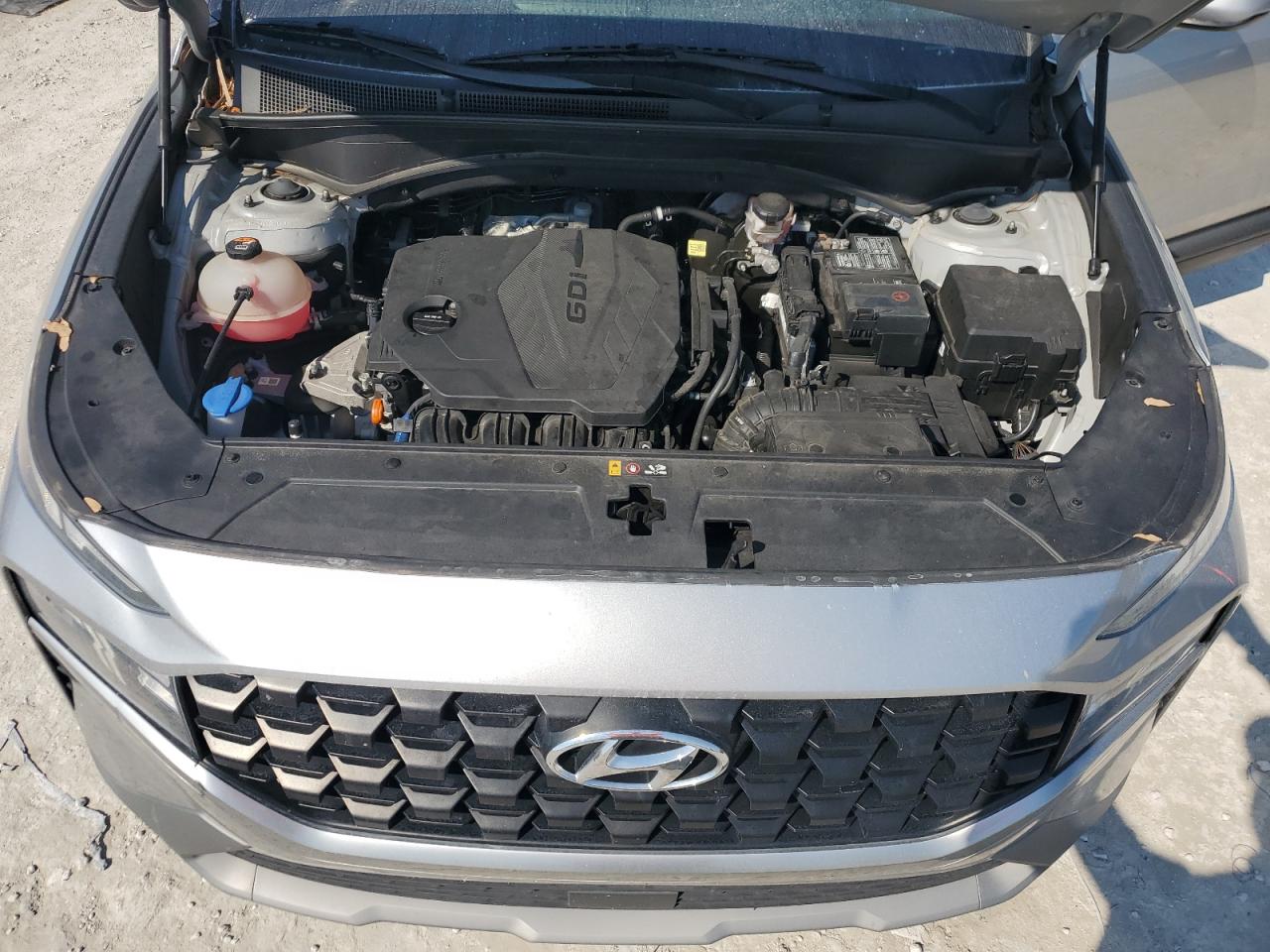 2021 Hyundai Santa Fe - Image 12