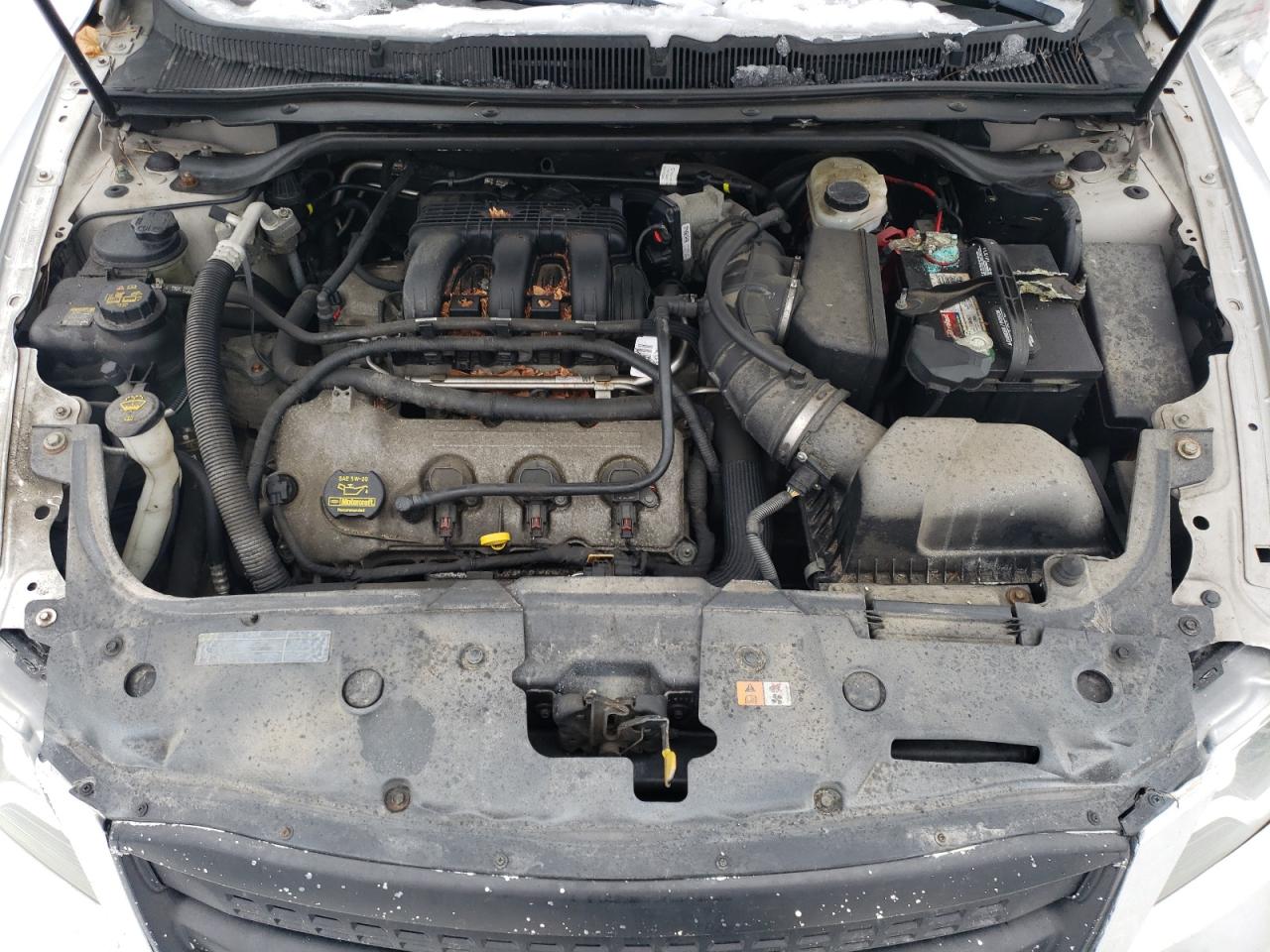 2011 Ford Taurus - Image 11