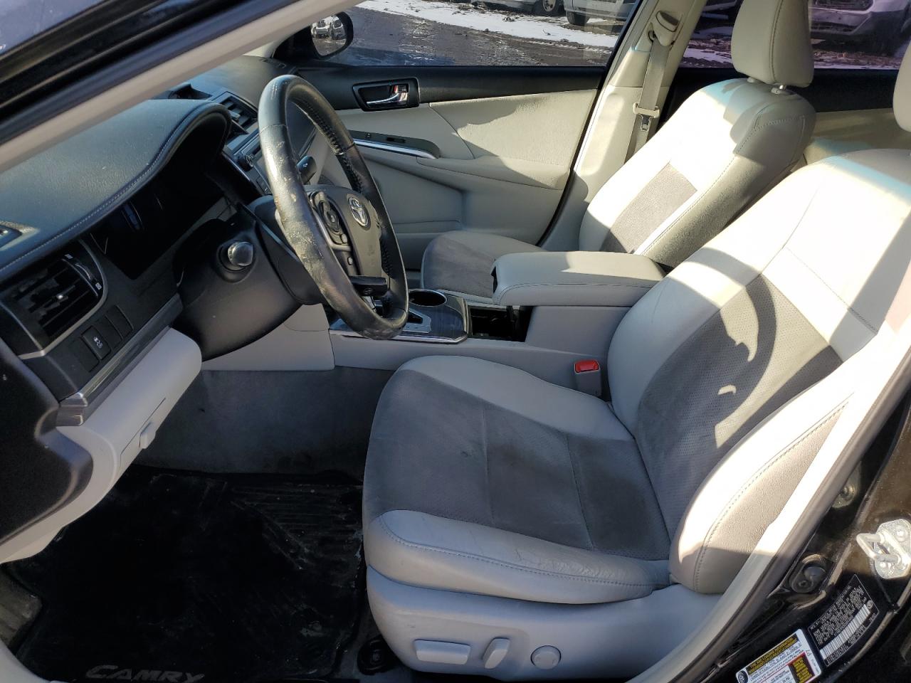 2012 Toyota Camry - Image 7