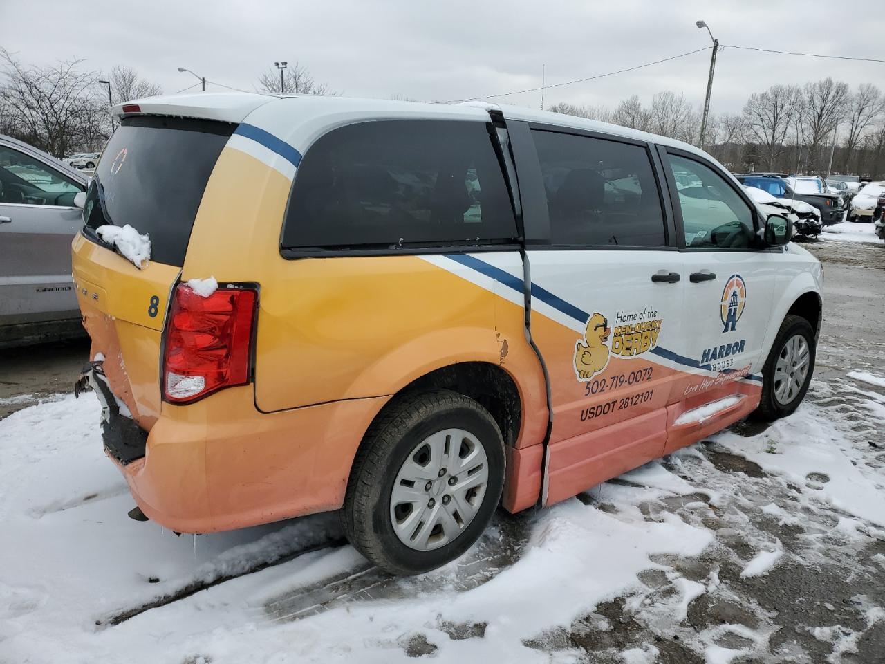 2019 Dodge Caravan - Image 3