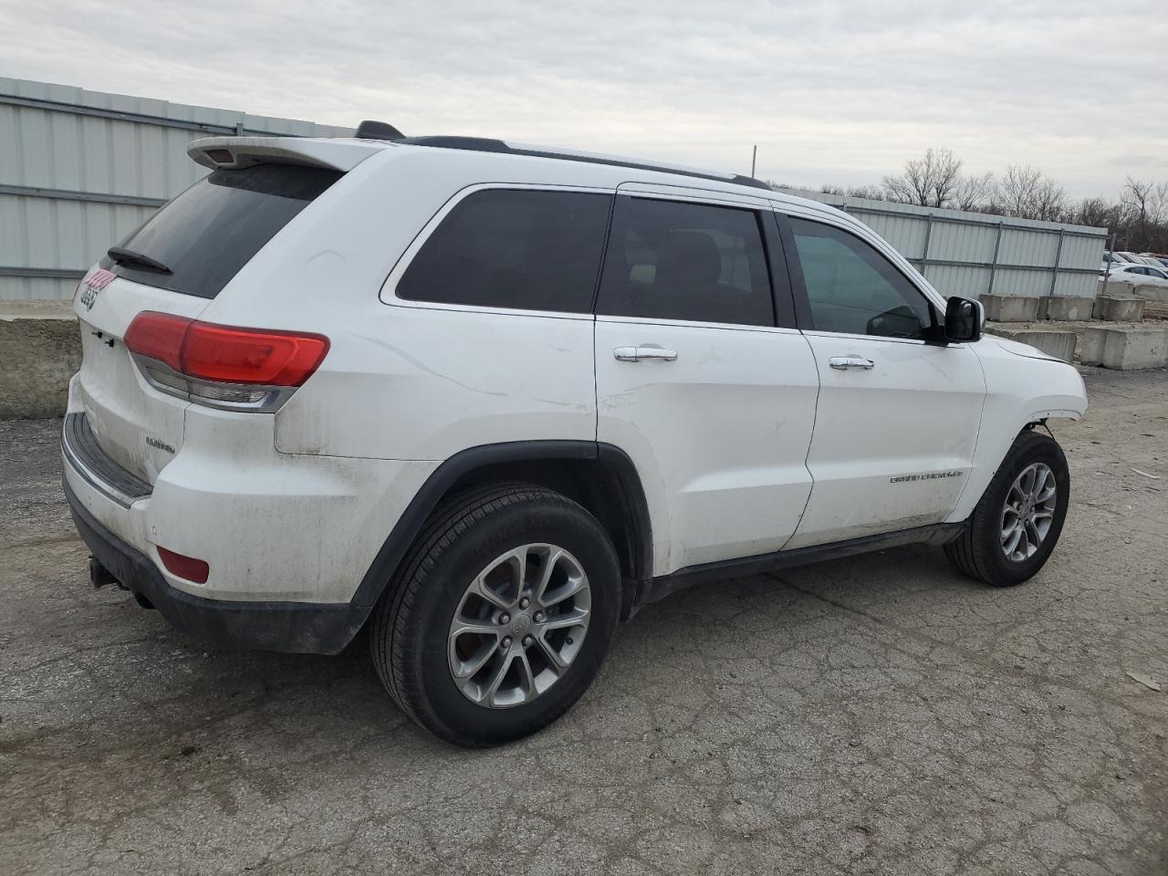 2015 Jeep Grand Cherokee - Image 3