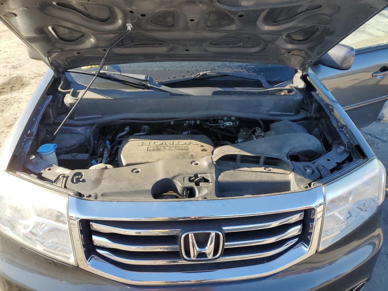 2012 Honda Pilot - Image 12