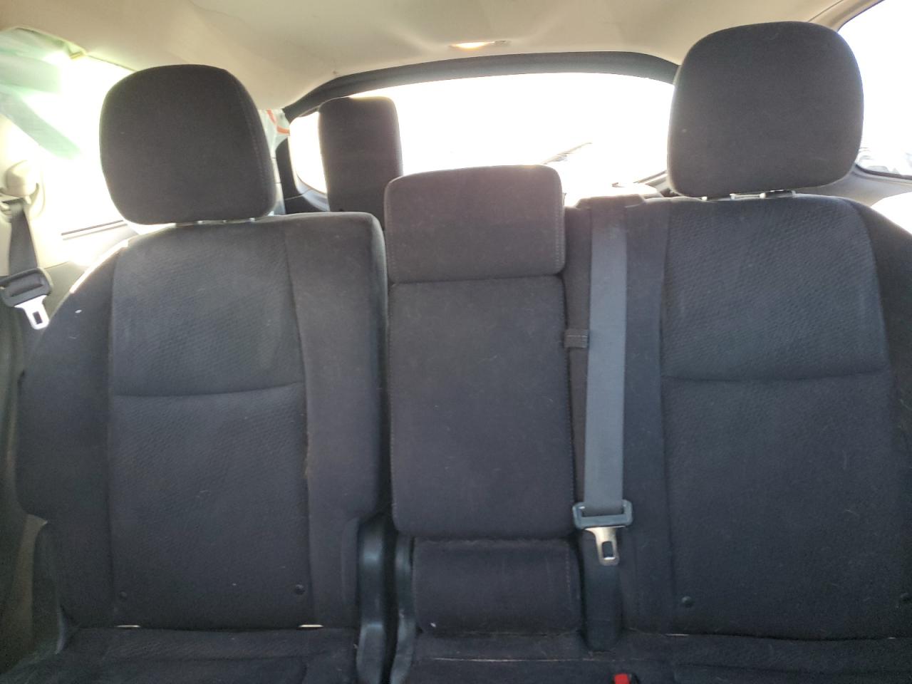 2016 Toyota RAV 4 - Image 10
