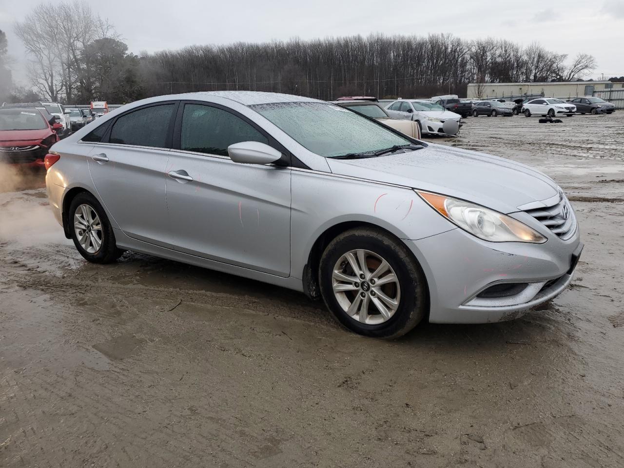 2013 Hyundai Sonata - Image 4