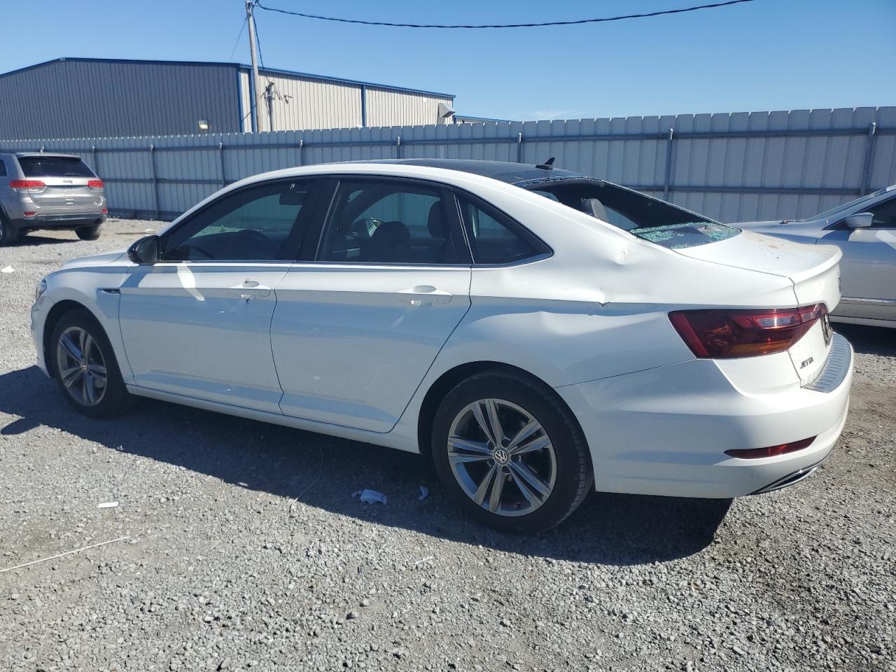 2019 Volkswagen Jetta - Image 2