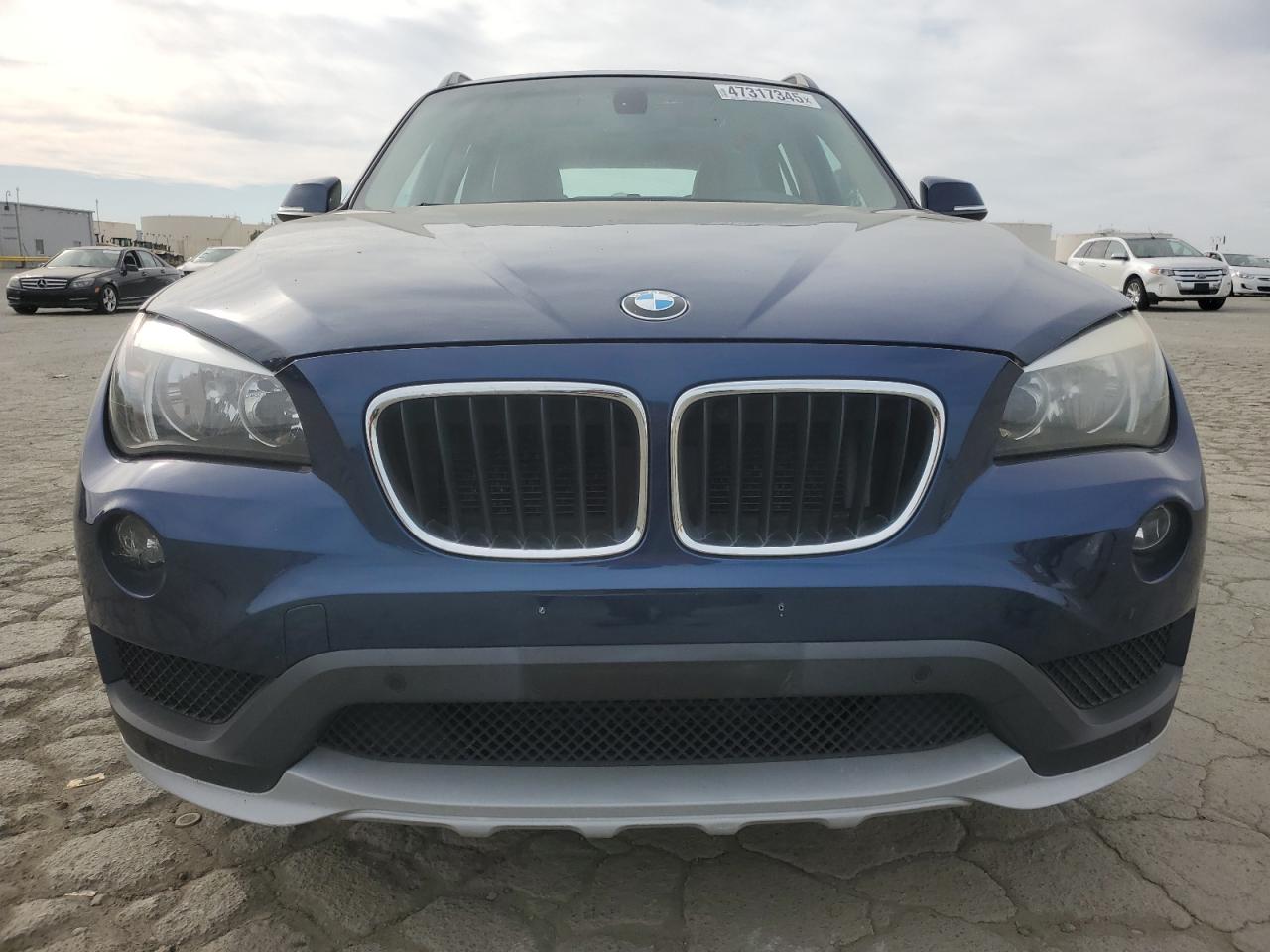 2015 BMW X1 - Image 5