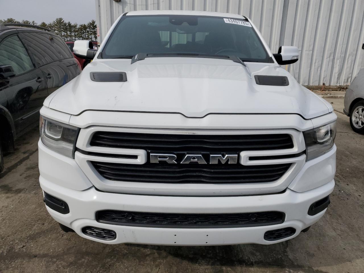 2022 RAM 1500 - Image 5