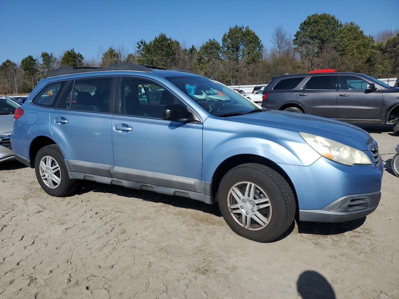 2010 Subaru Outback - Image 4