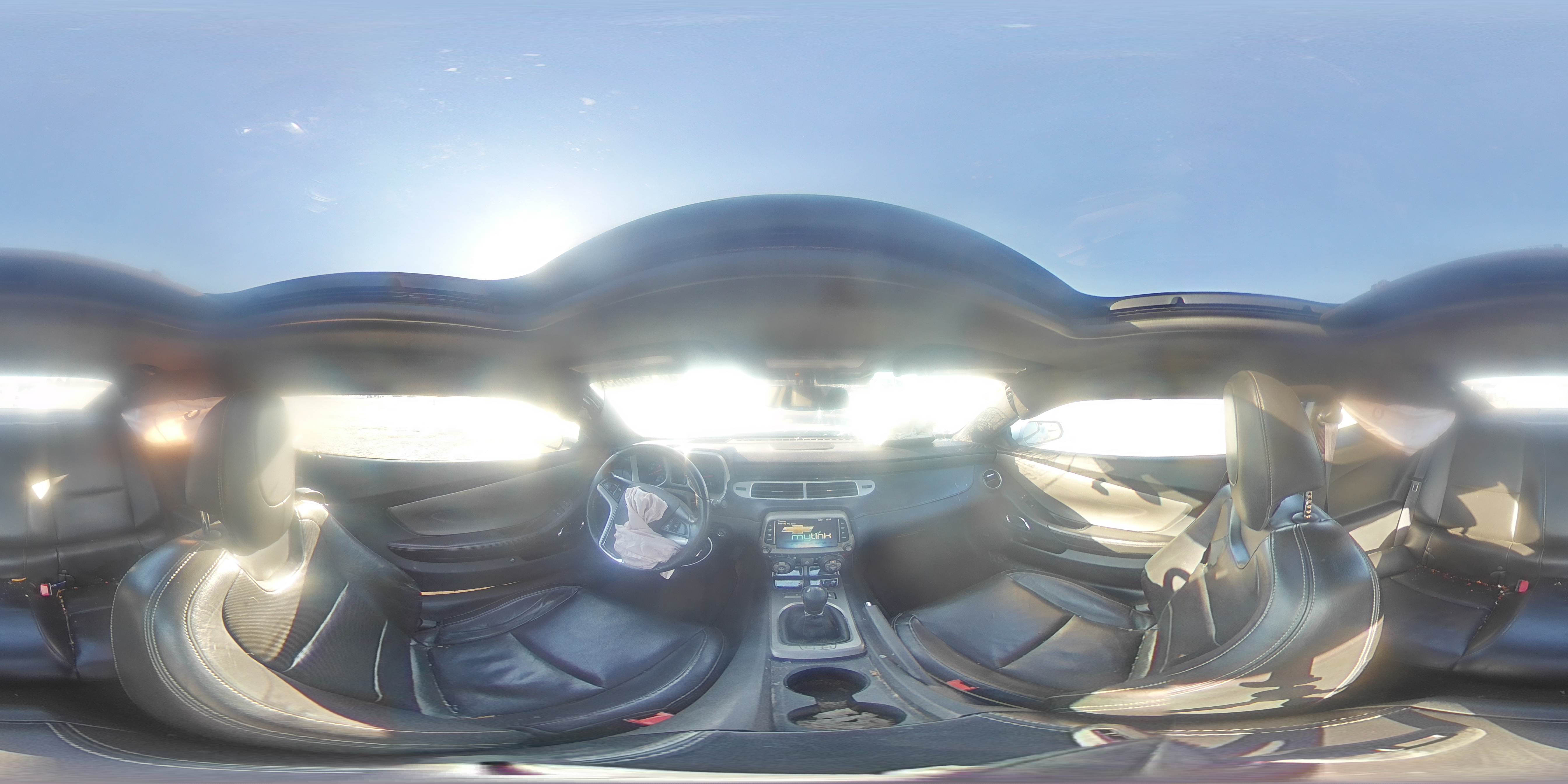 2014 Chevrolet Camaro - Image 13