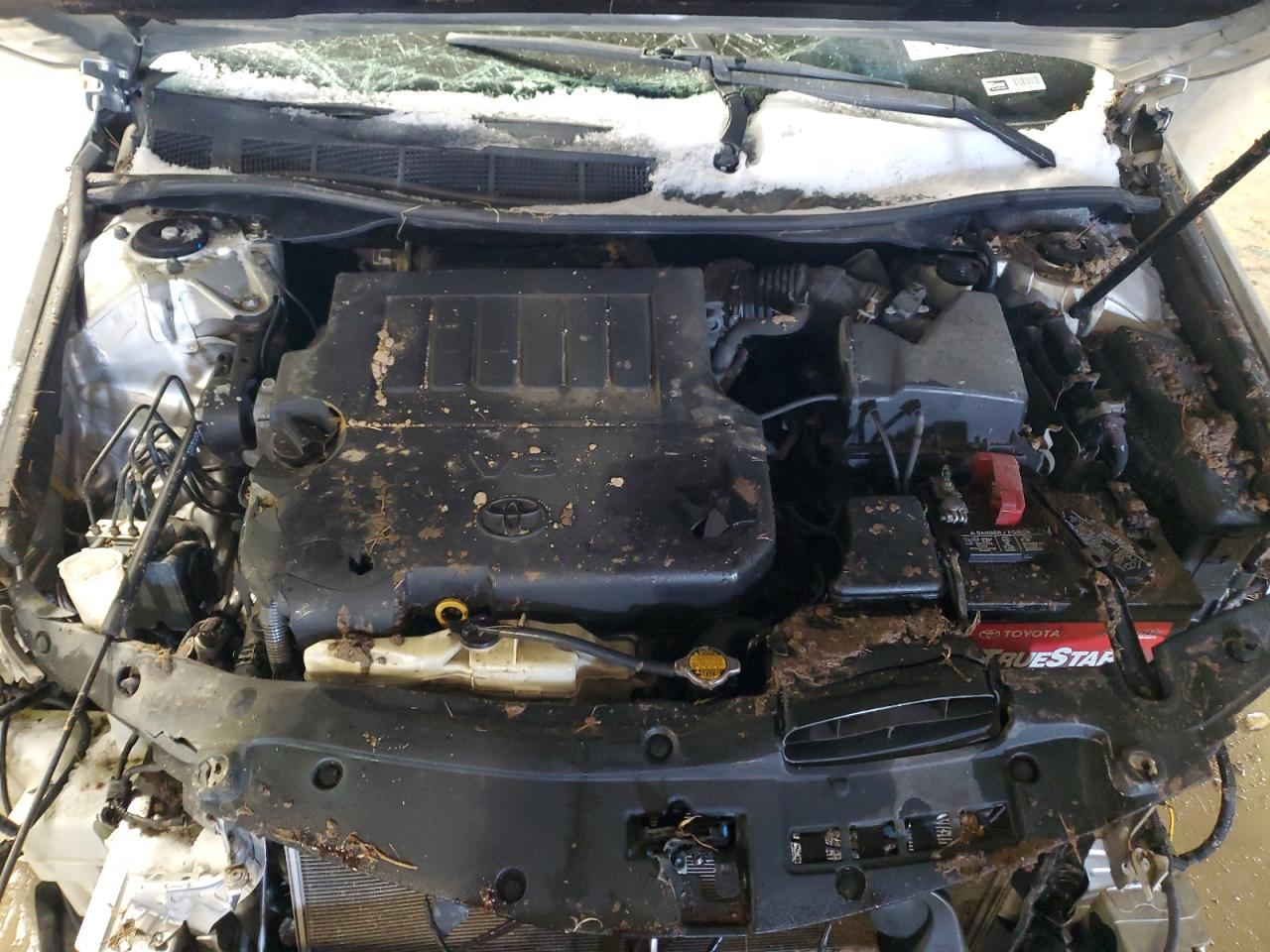 2012 Toyota Camry - Image 12