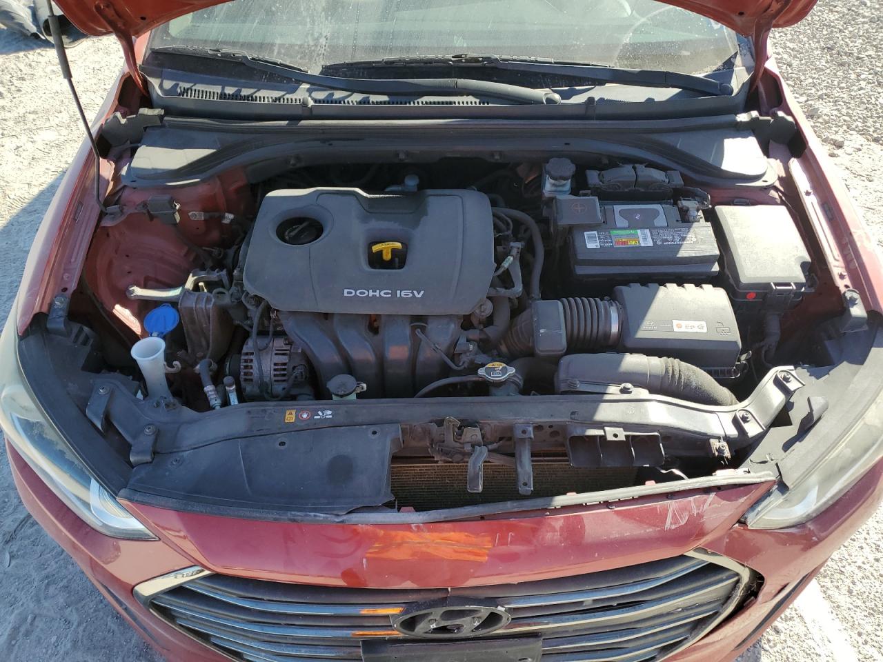 2017 Hyundai Elantra - Image 13