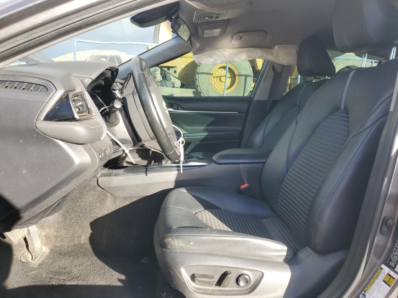 2019 Toyota Camry - Image 7