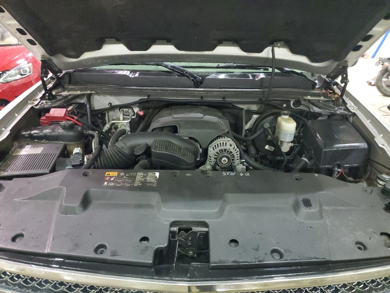 2012 Chevrolet Silverado - Image 11