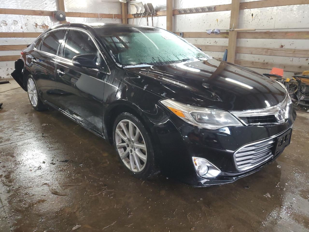 2013 Toyota Avalon - Image 4