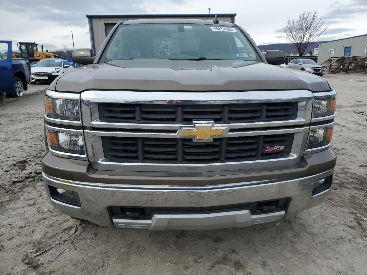 2015 Chevrolet Silverado - Image 5