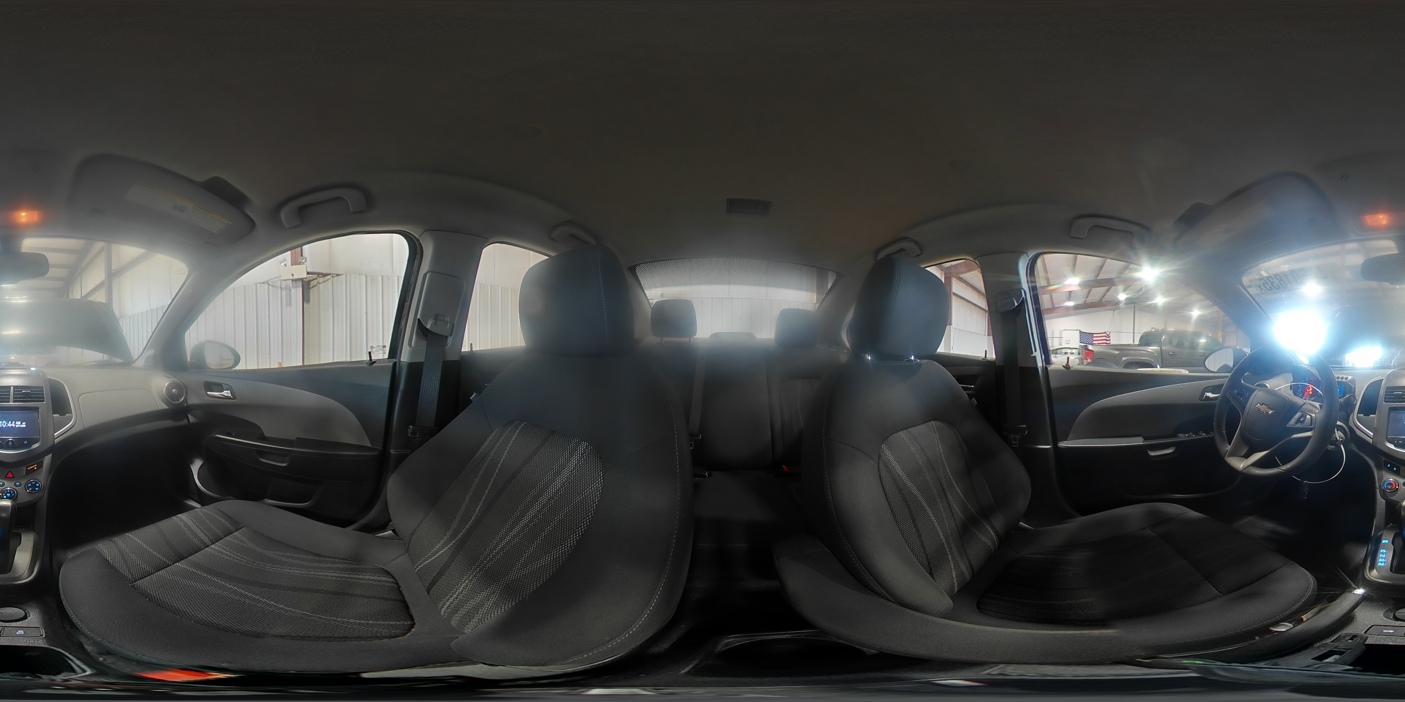 2016 Chevrolet Sonic - Image 14