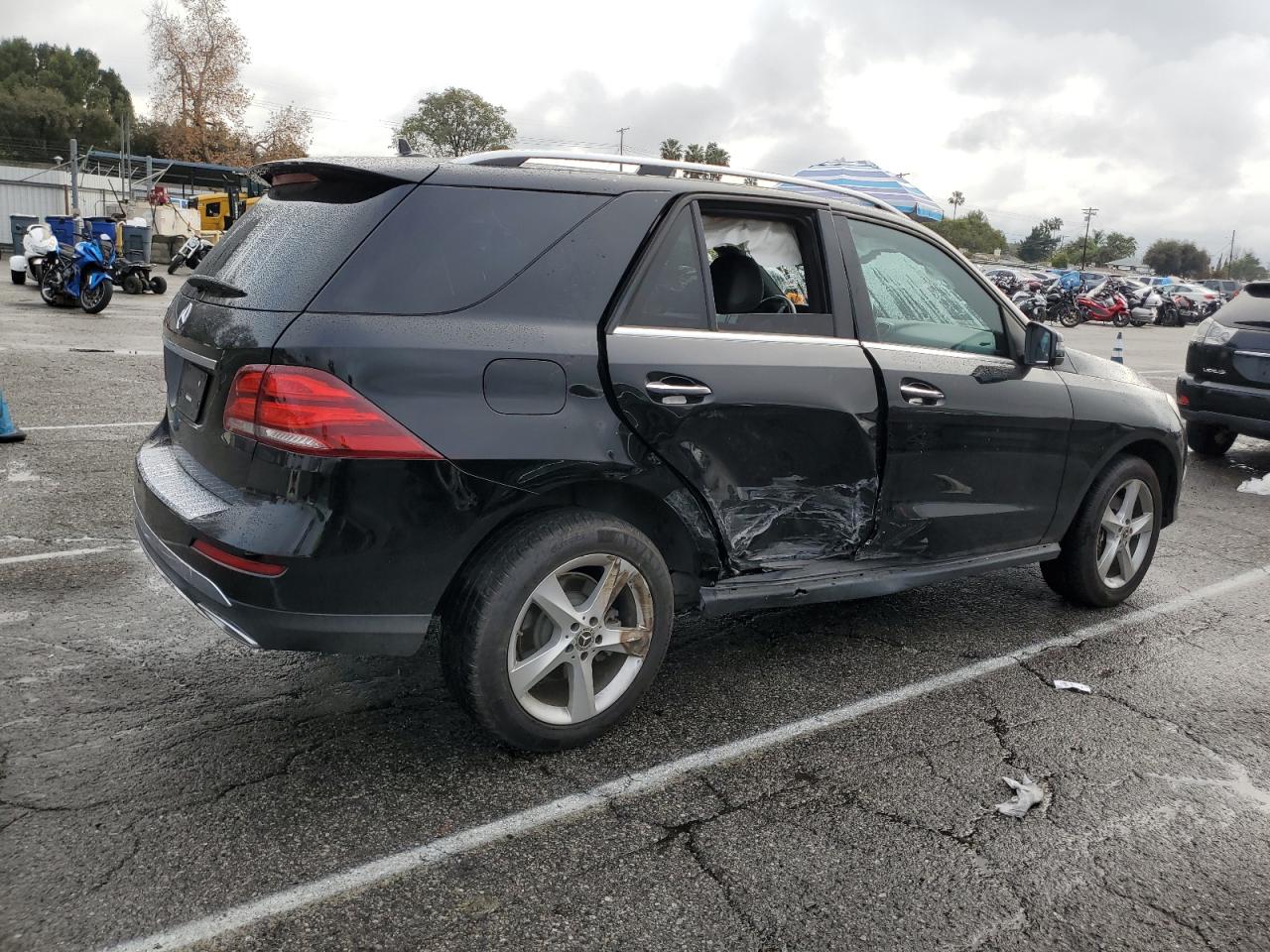 2018 Mercedes-Benz GLE - Image 3