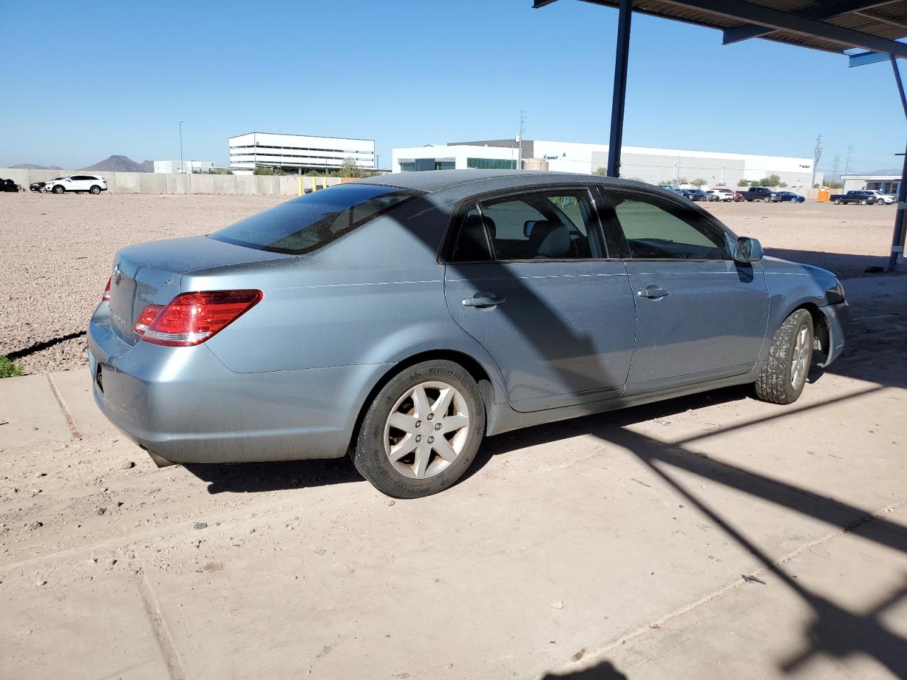 2006 Toyota Avalon - Image 3
