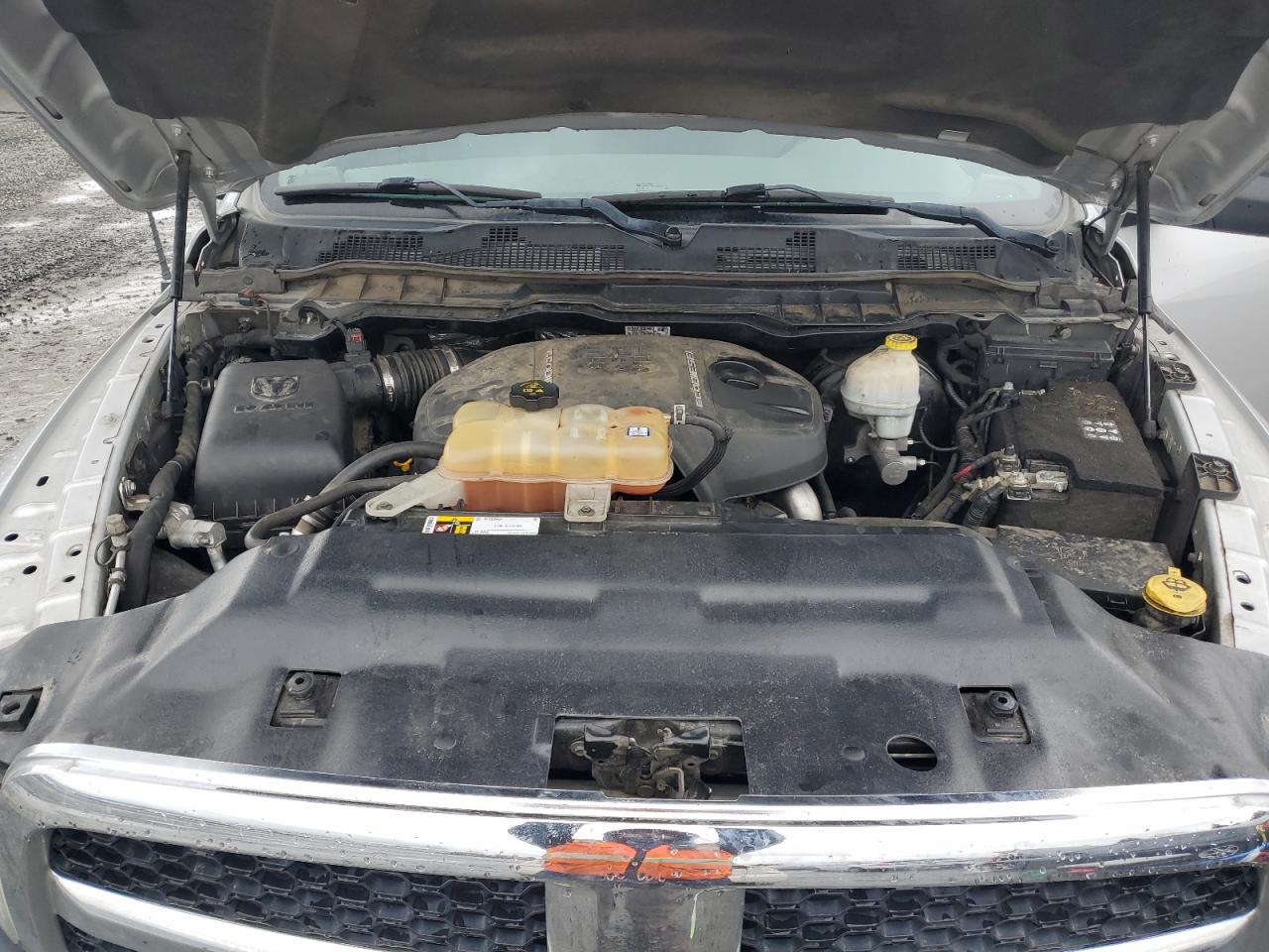2015 RAM 1500 - Image 11