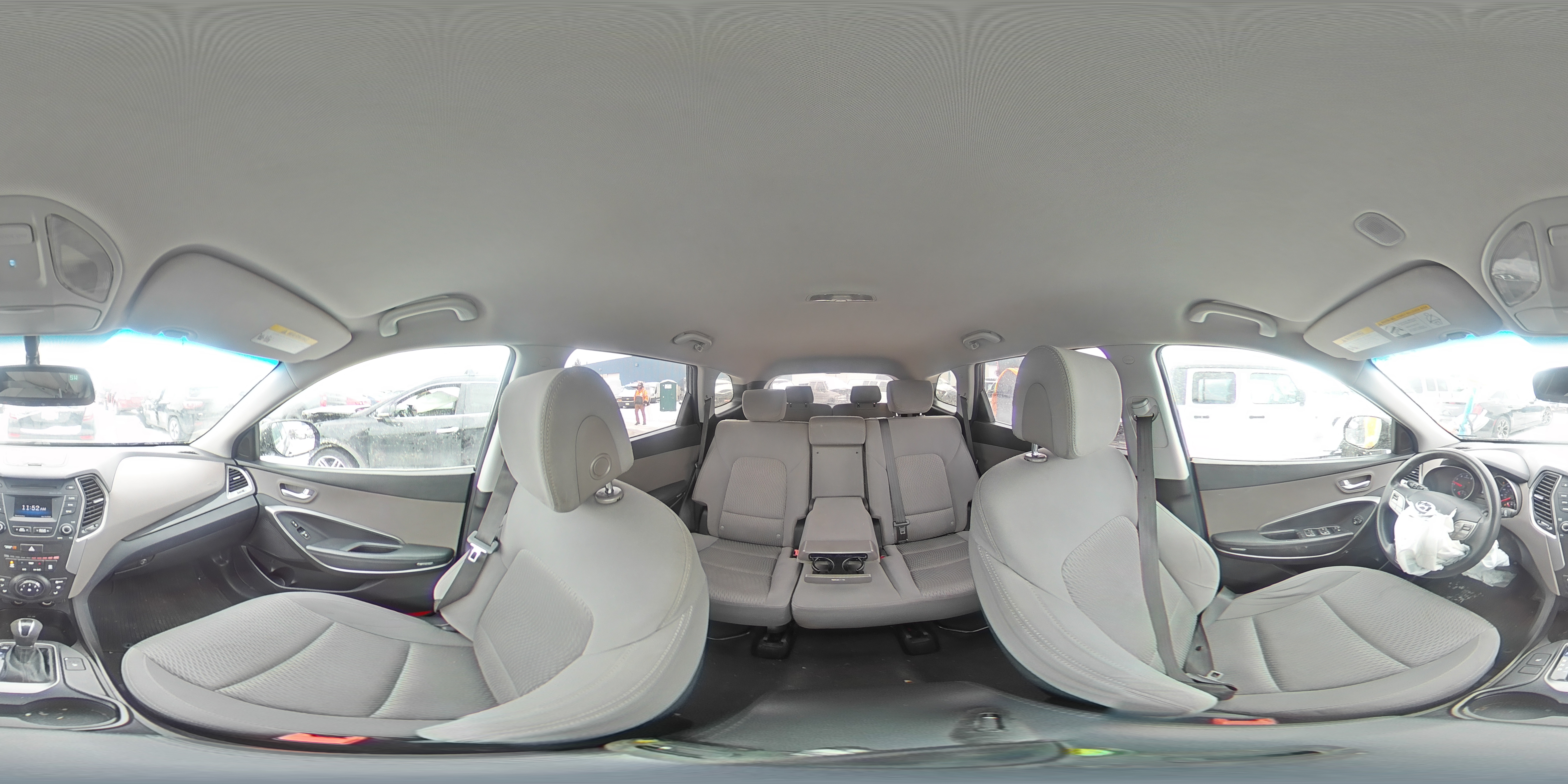 2015 Hyundai Santa Fe - Image 14