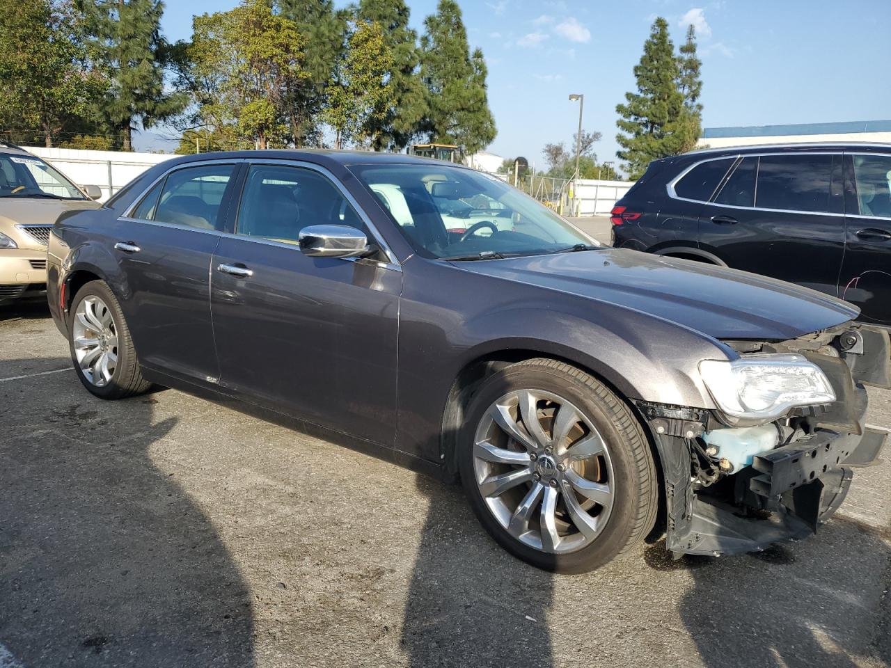 2017 Chrysler 300 - Image 4
