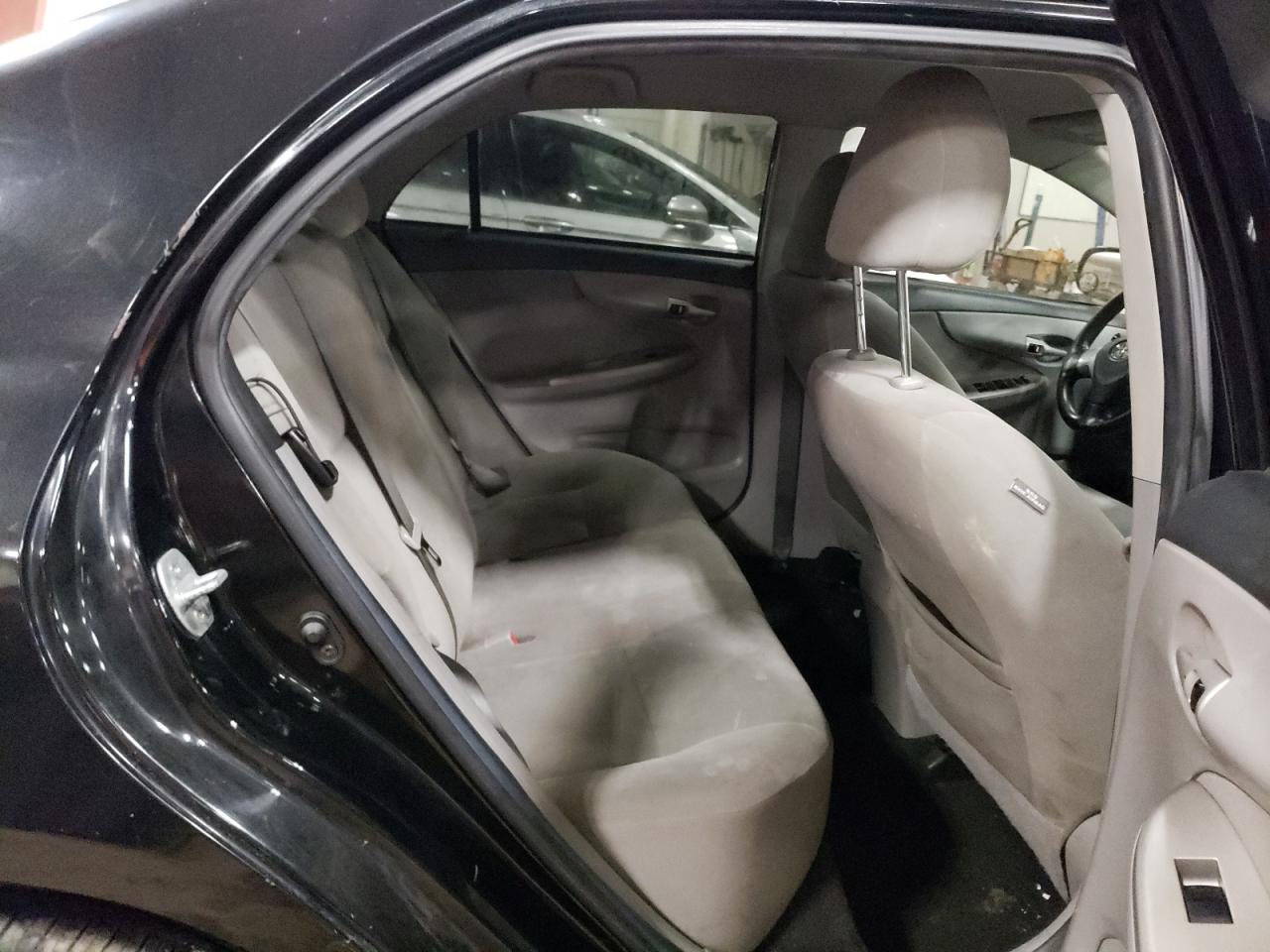 2012 Toyota Corolla - Image 10