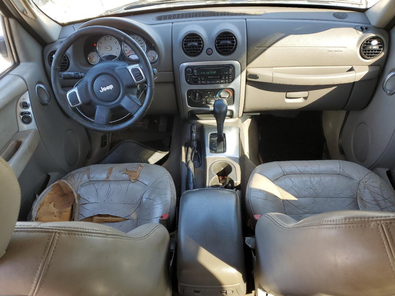 2004 Jeep Liberty (North America) - Image 8