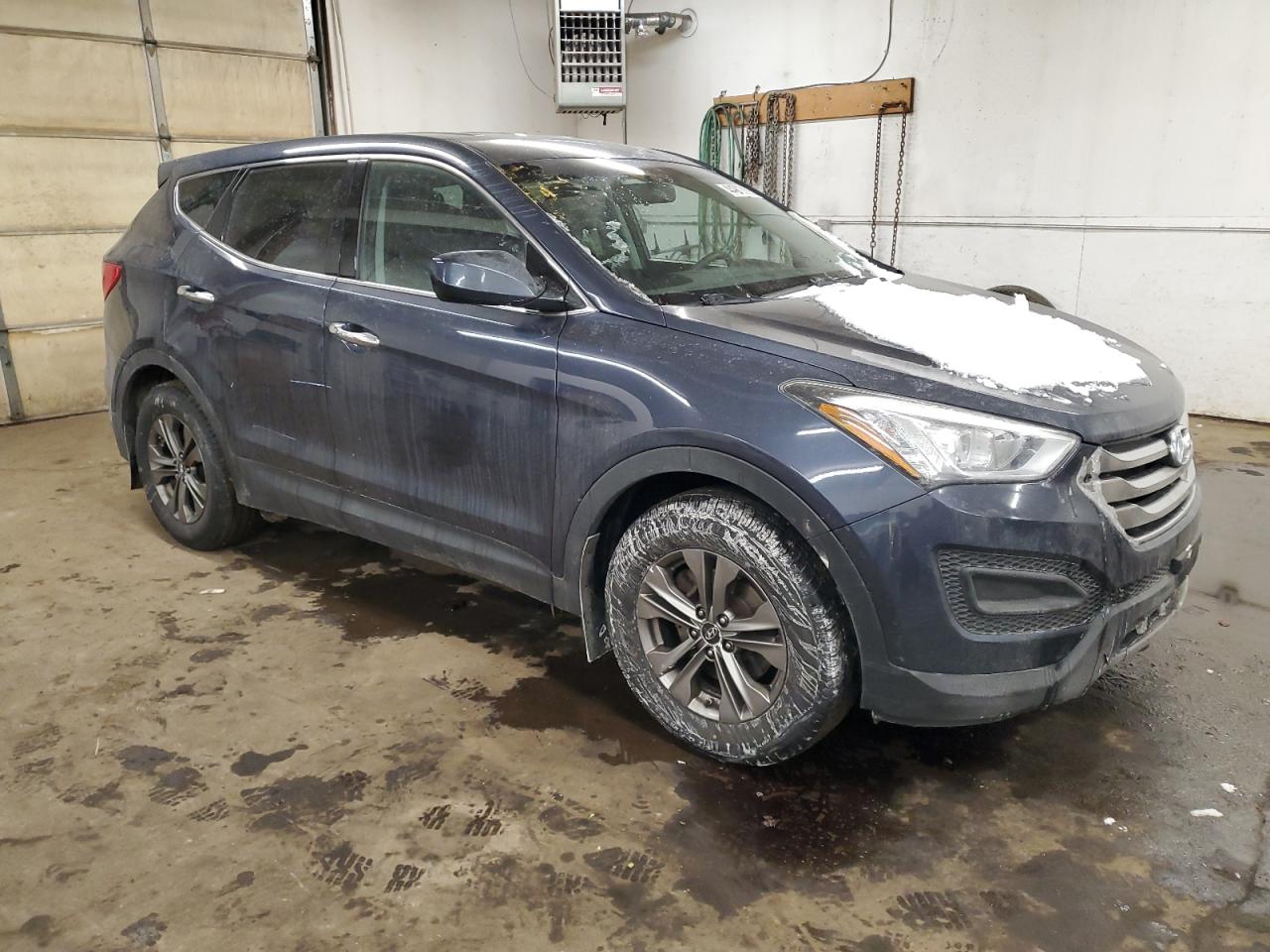 2016 Hyundai Santa Fe - Image 4