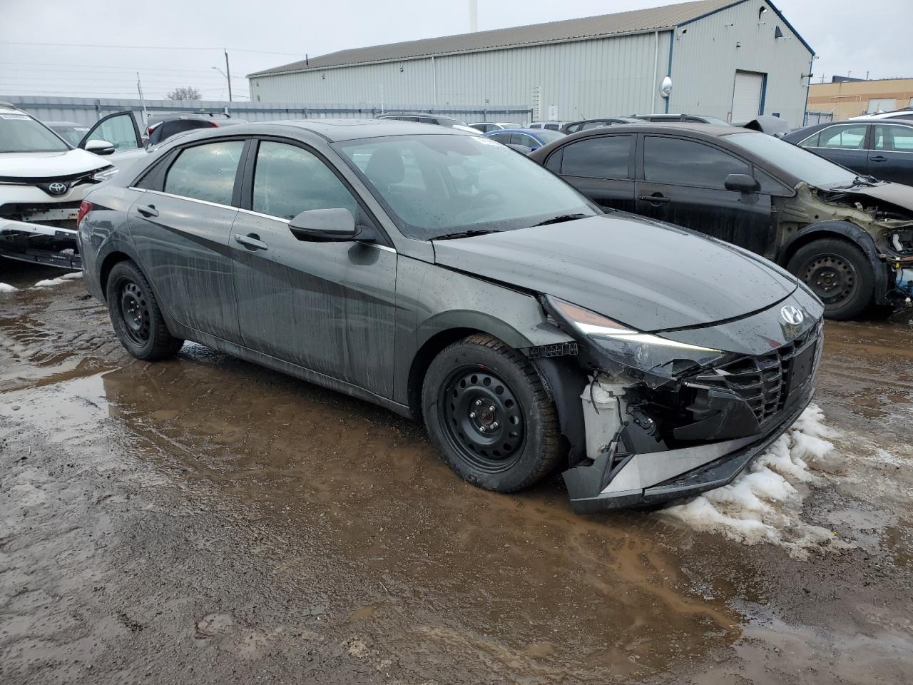 2023 Hyundai Elantra - Image 4