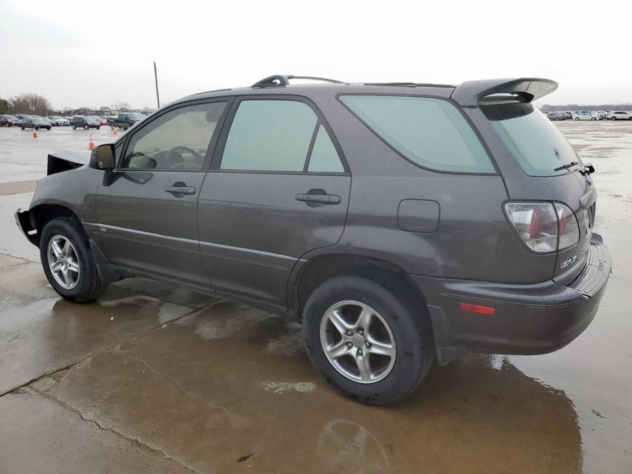 2002 Lexus RX - Image 2