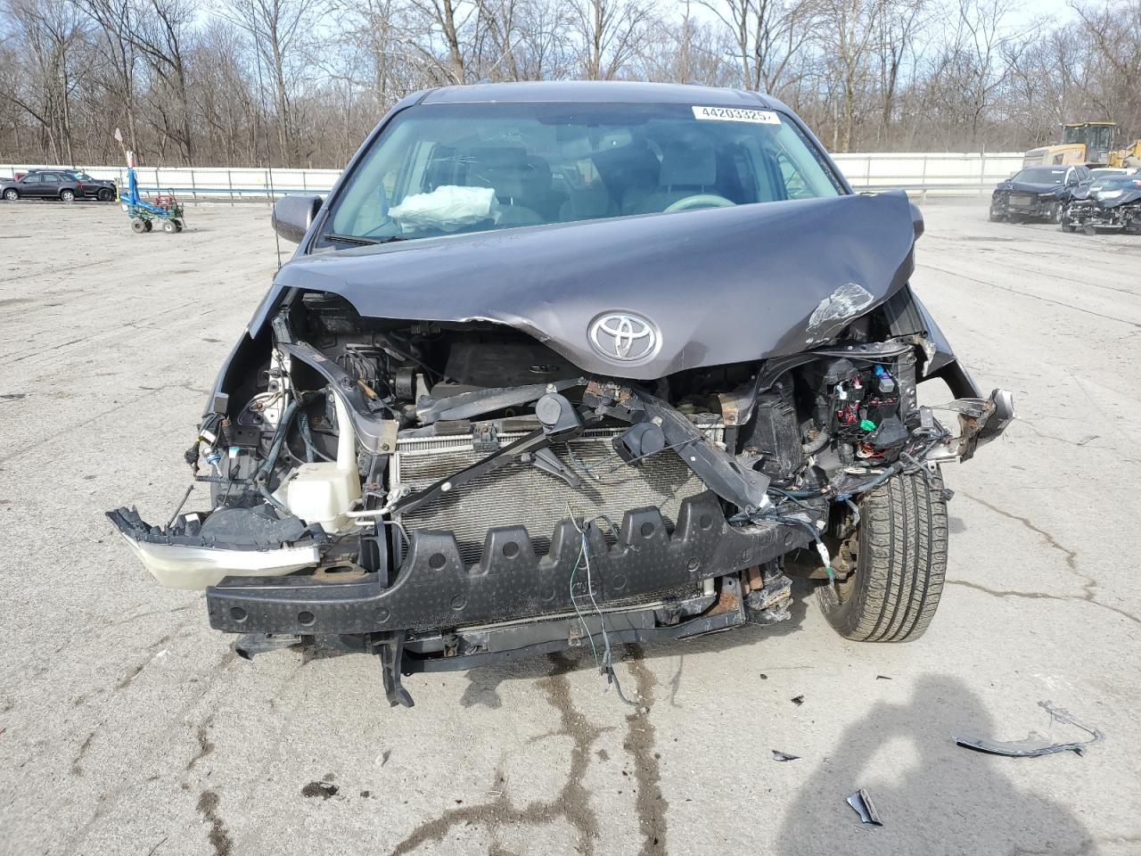 2013 Toyota Sienna - Image 5