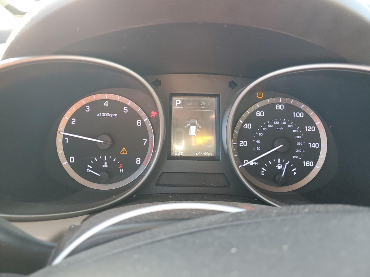 2019 Hyundai Santa Fe - Image 9