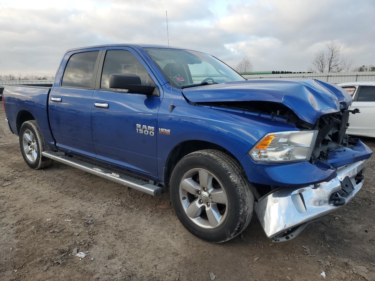 2016 RAM 1500 - Image 4