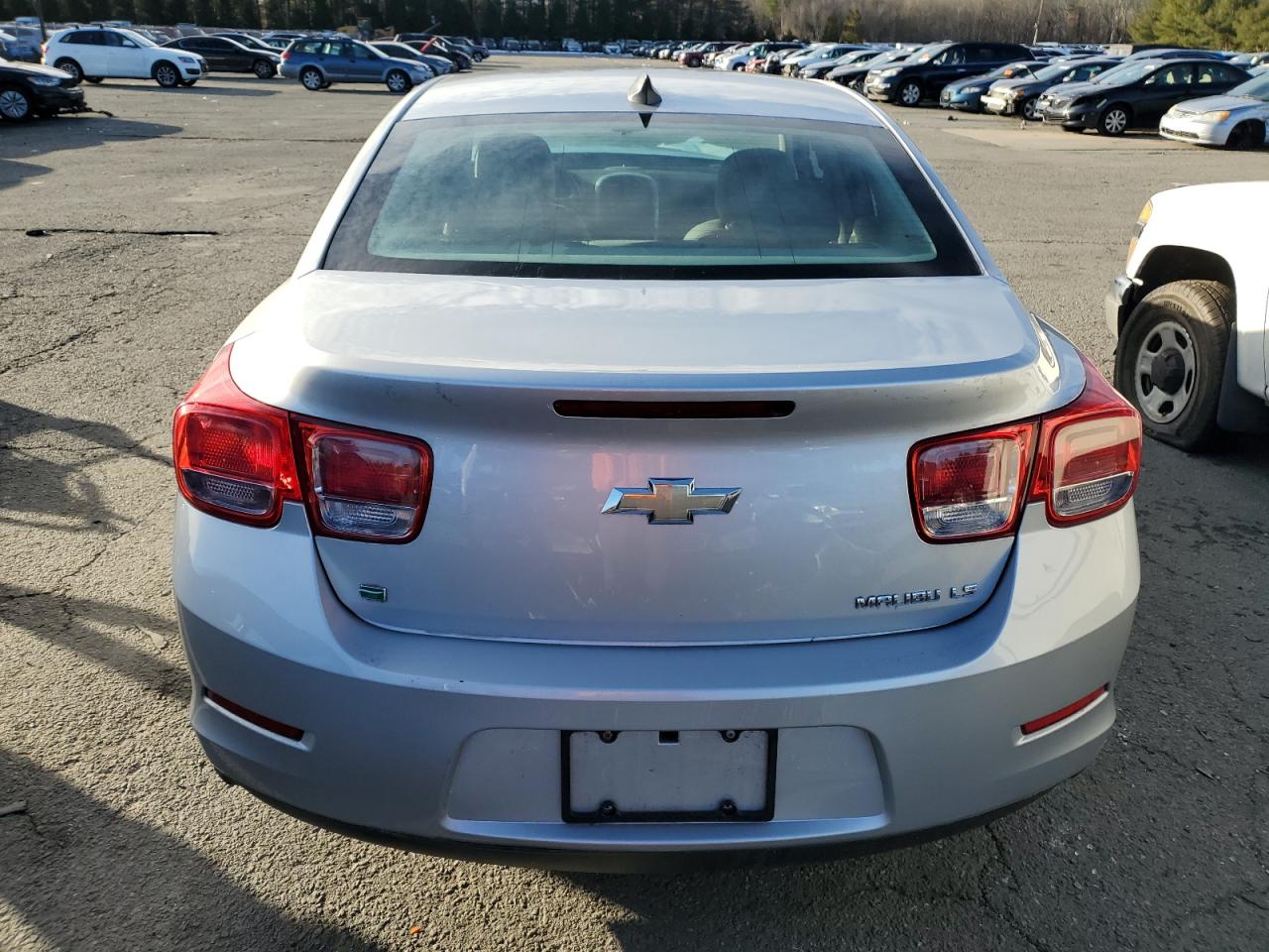 2016 Chevrolet Malibu - Image 6