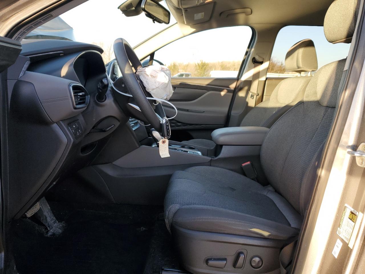 2019 Hyundai Santa Fe - Image 7