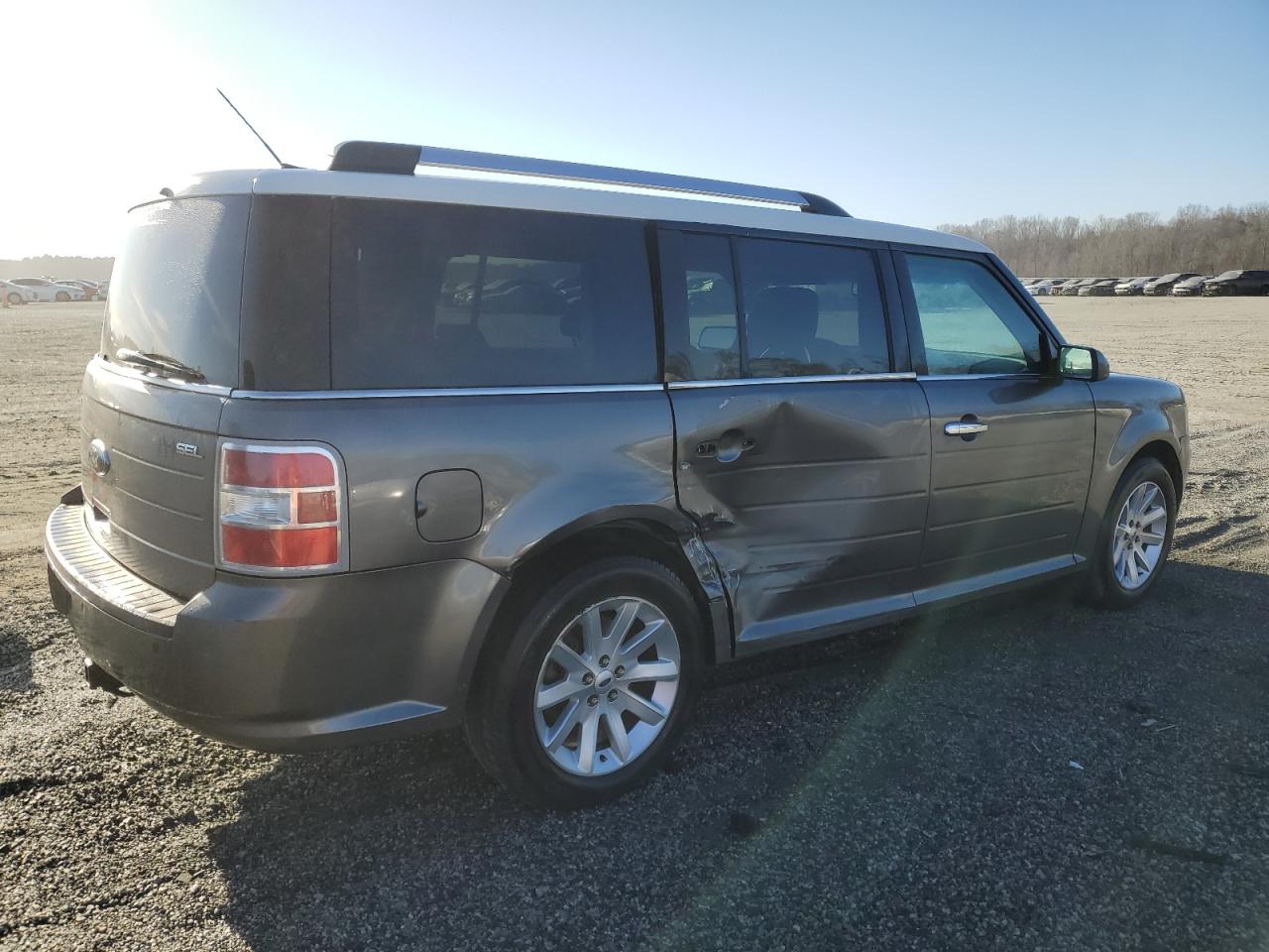 2009 Ford Flex - Image 3