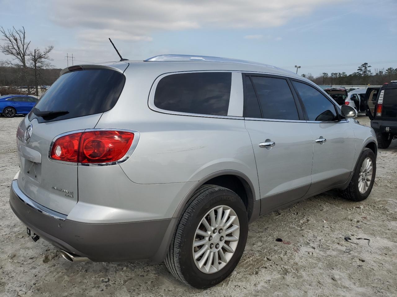 2010 Buick Enclave - Image 3