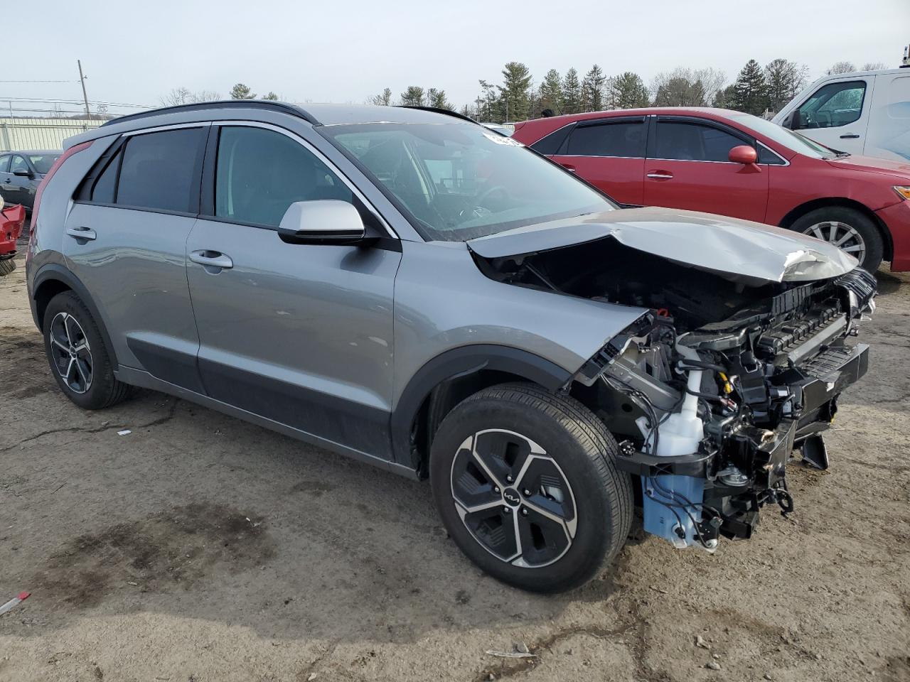 2024 Kia Niro - Image 4
