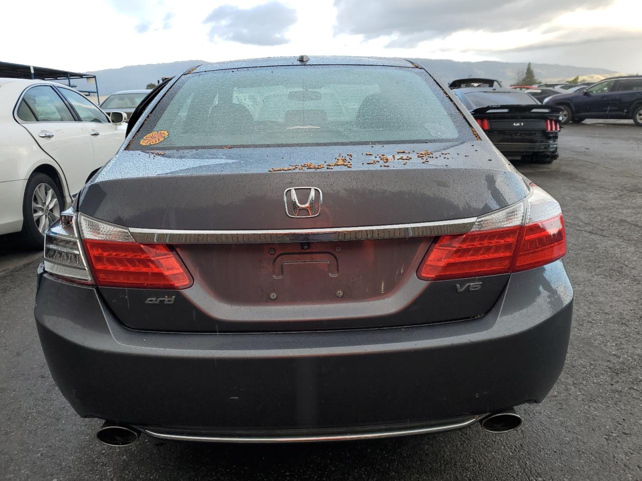 2015 Honda Accord - Image 6