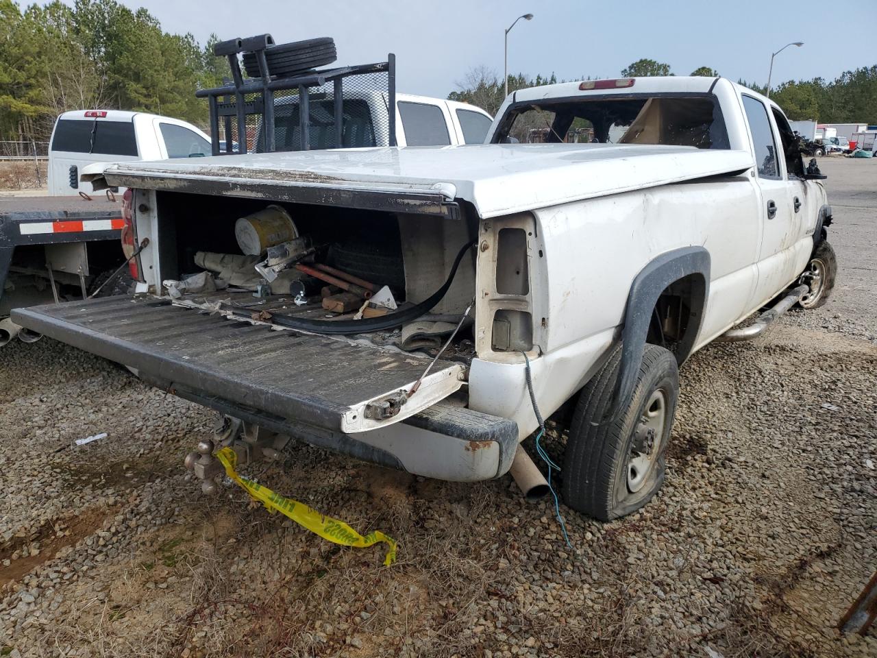 2004 Chevrolet Silverado - Image 4