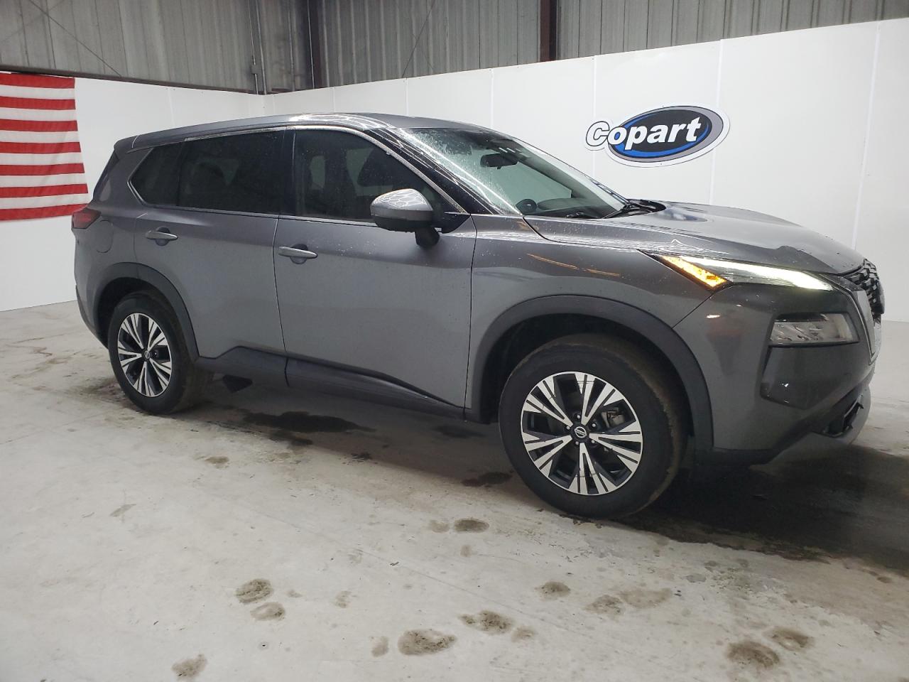 2021 Nissan Rogue - Image 4