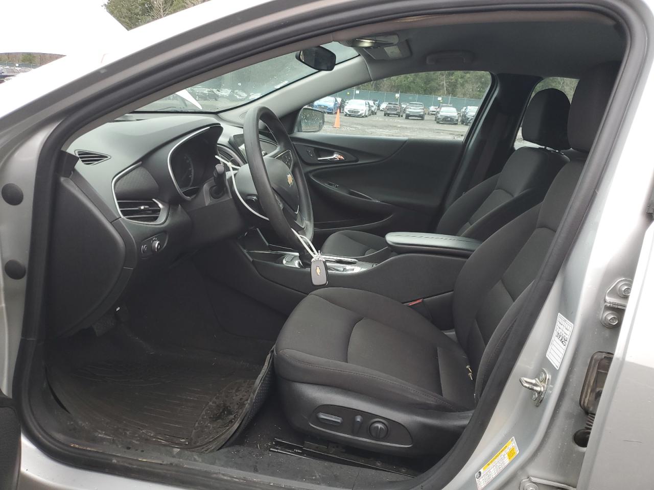 2022 Chevrolet Malibu - Image 7