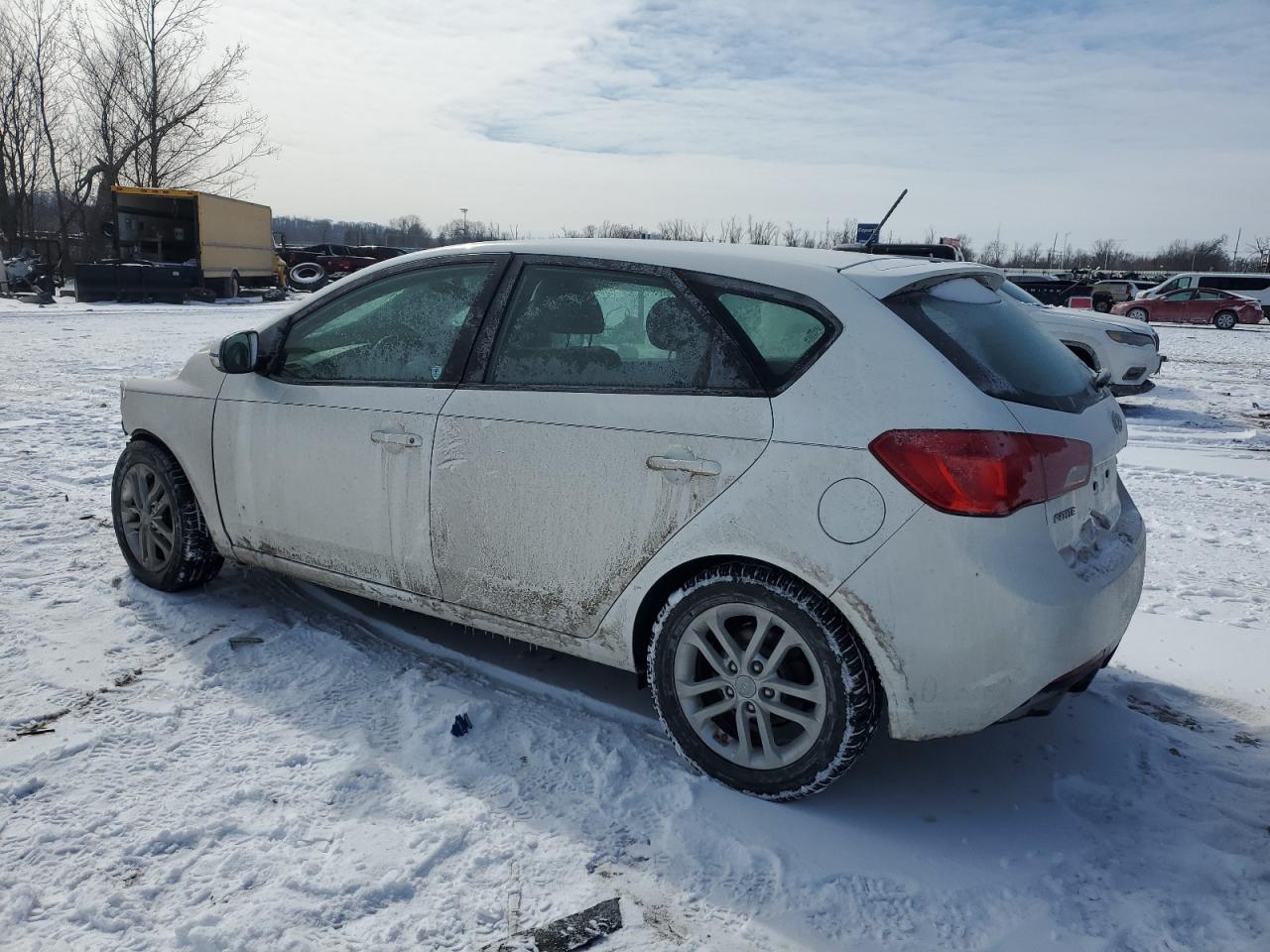 2012 Kia Forte - Image 2