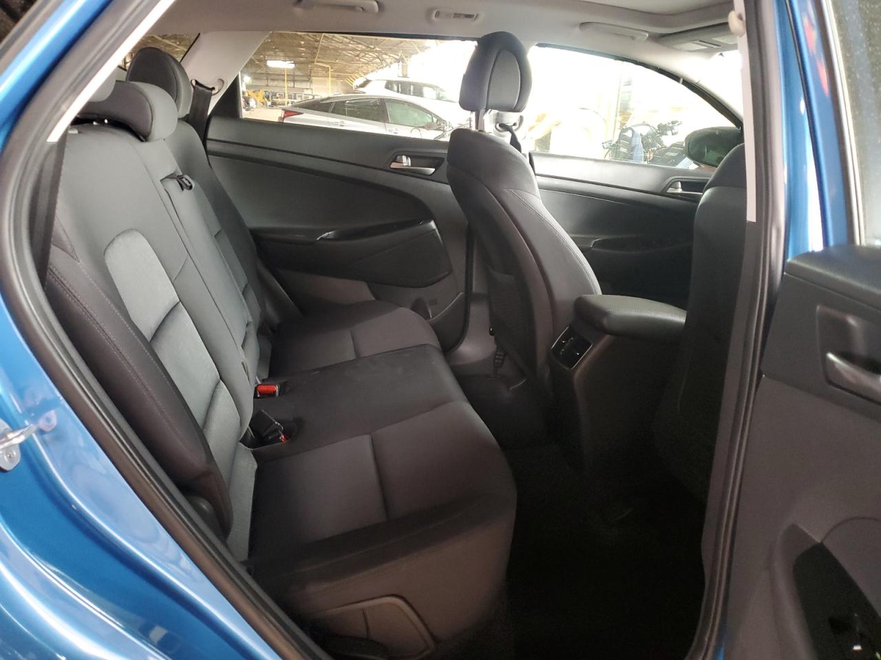 2017 Hyundai Tucson - Image 11