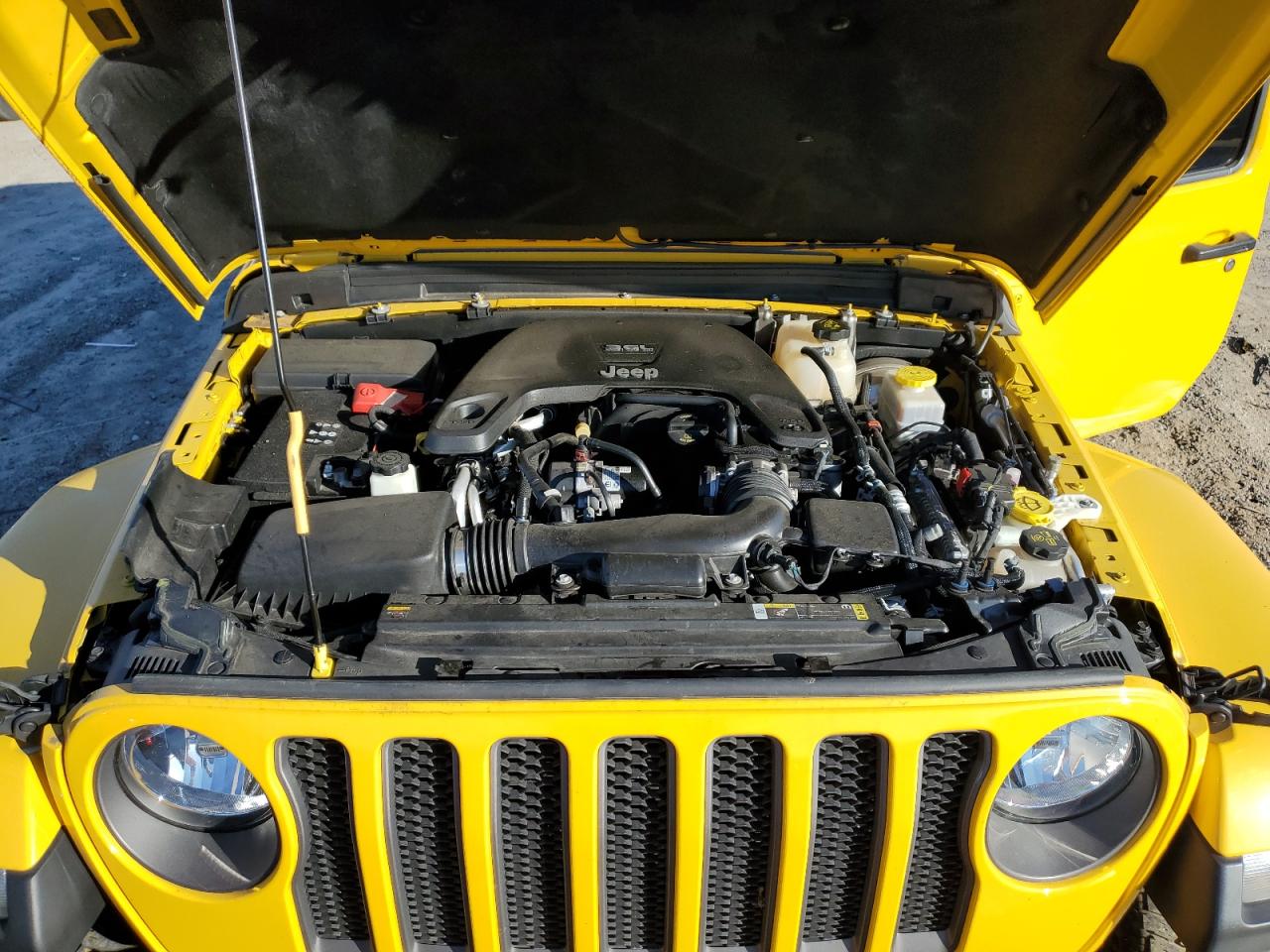 2021 Jeep Wrangler - Image 12