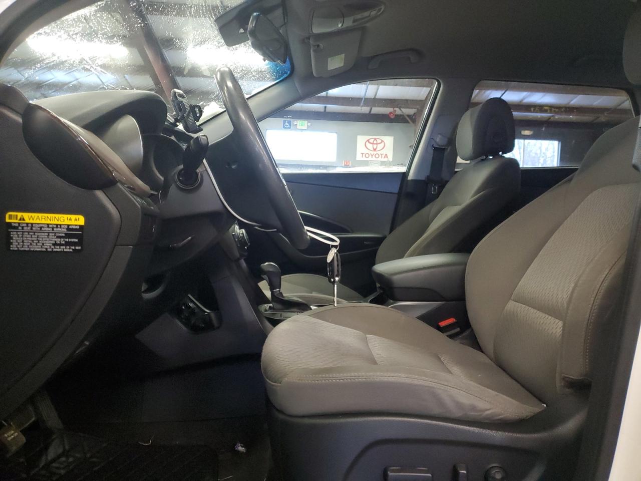 2018 Hyundai Santa Fe - Image 7