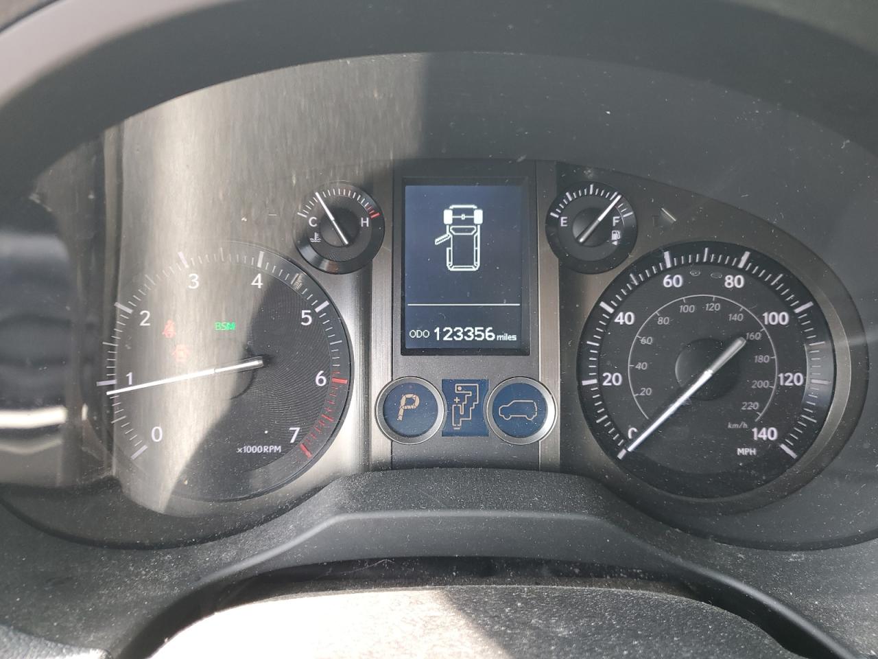 2014 Lexus GX - Image 9