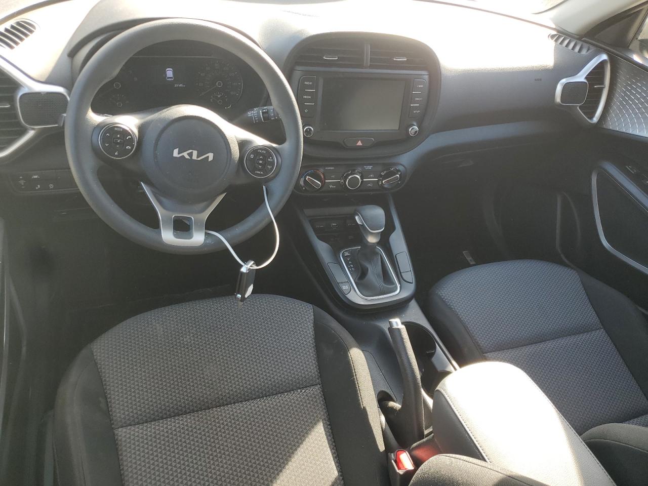 2022 Kia Soul - Image 8