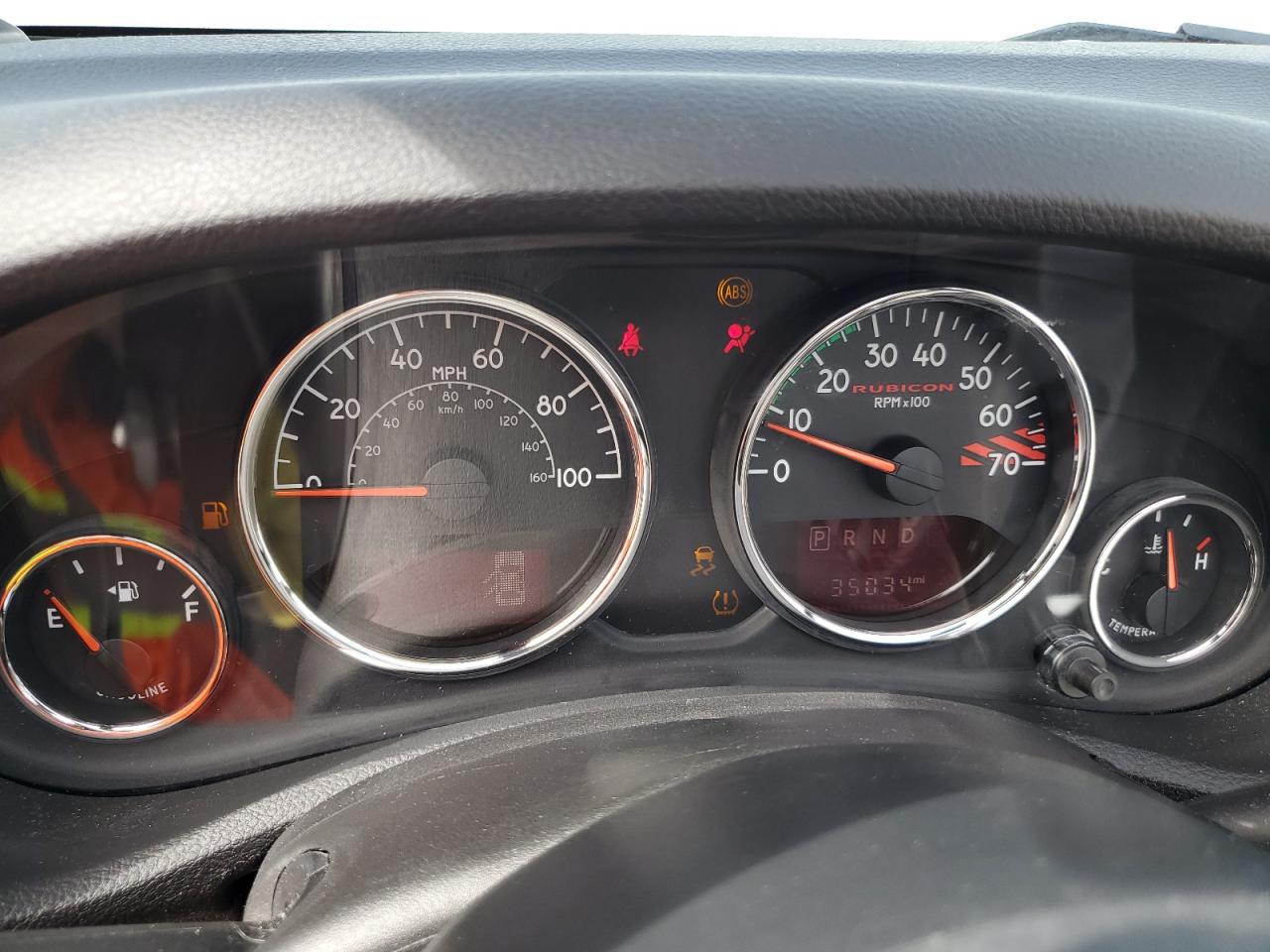2016 Jeep Wrangler - Image 9