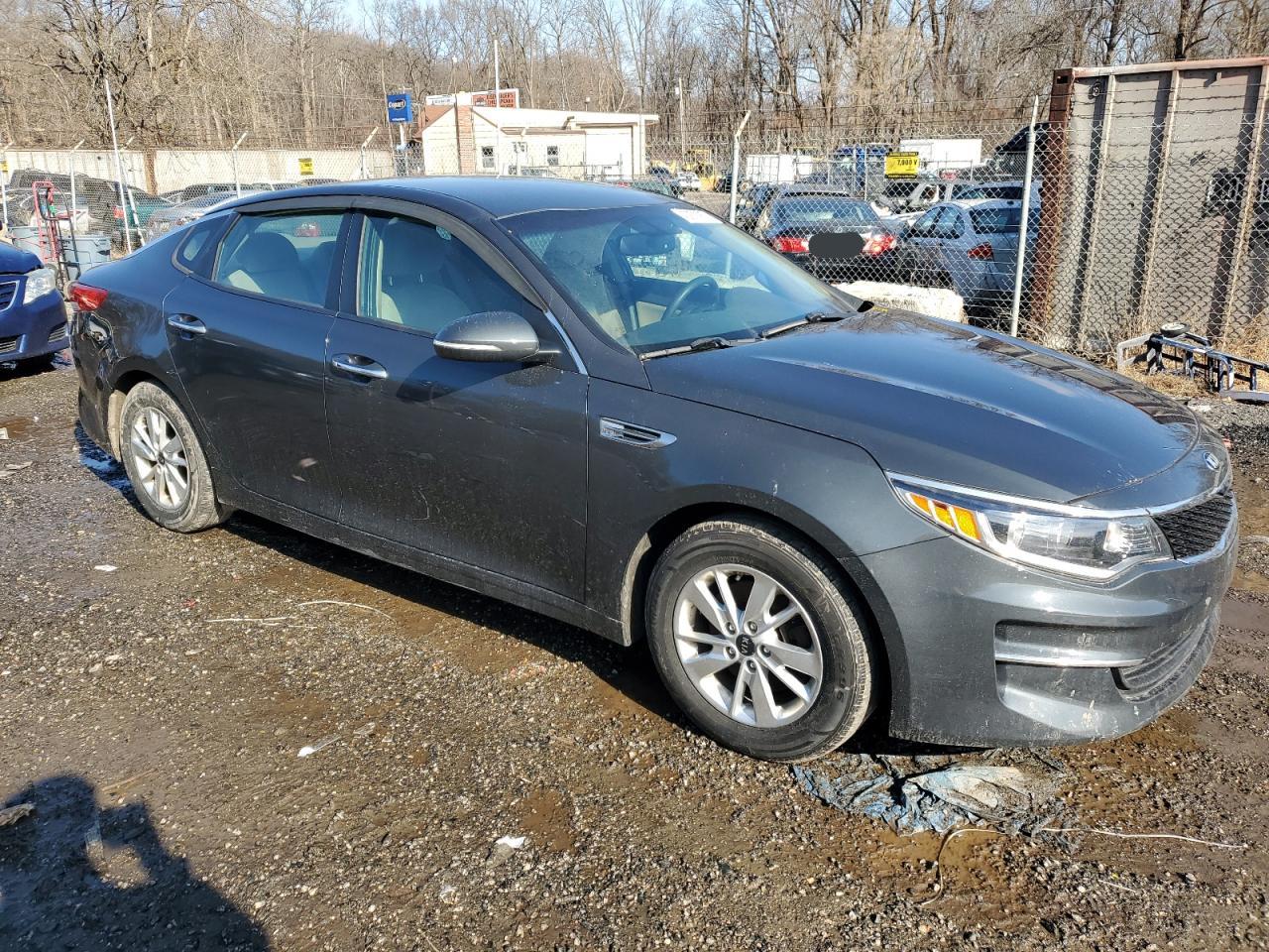 2016 Kia Optima - Image 4